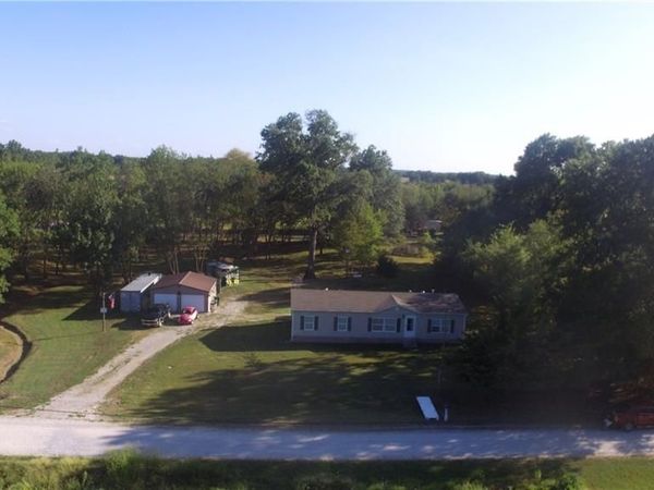 553 NW 7th Road, Lamar, MO 64759