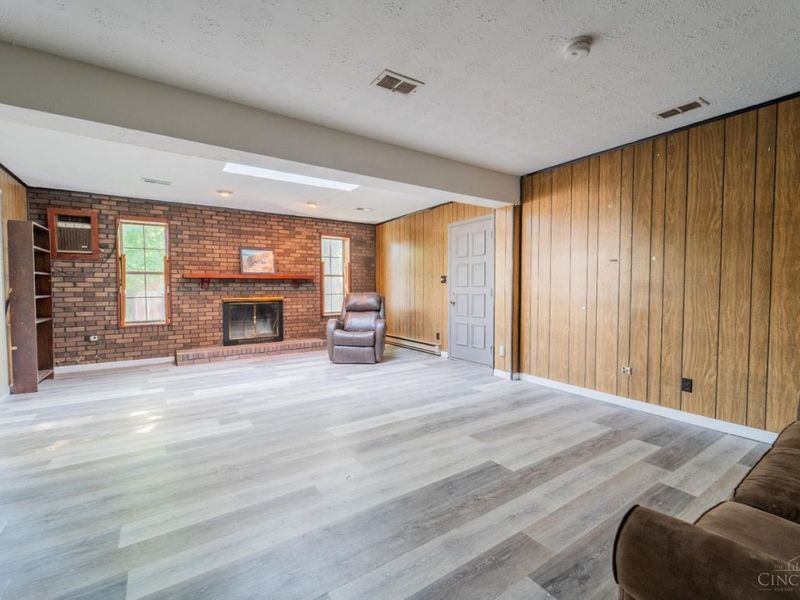 12180 Chesterdale Road, Sharonville, OH 45246 Photo 9