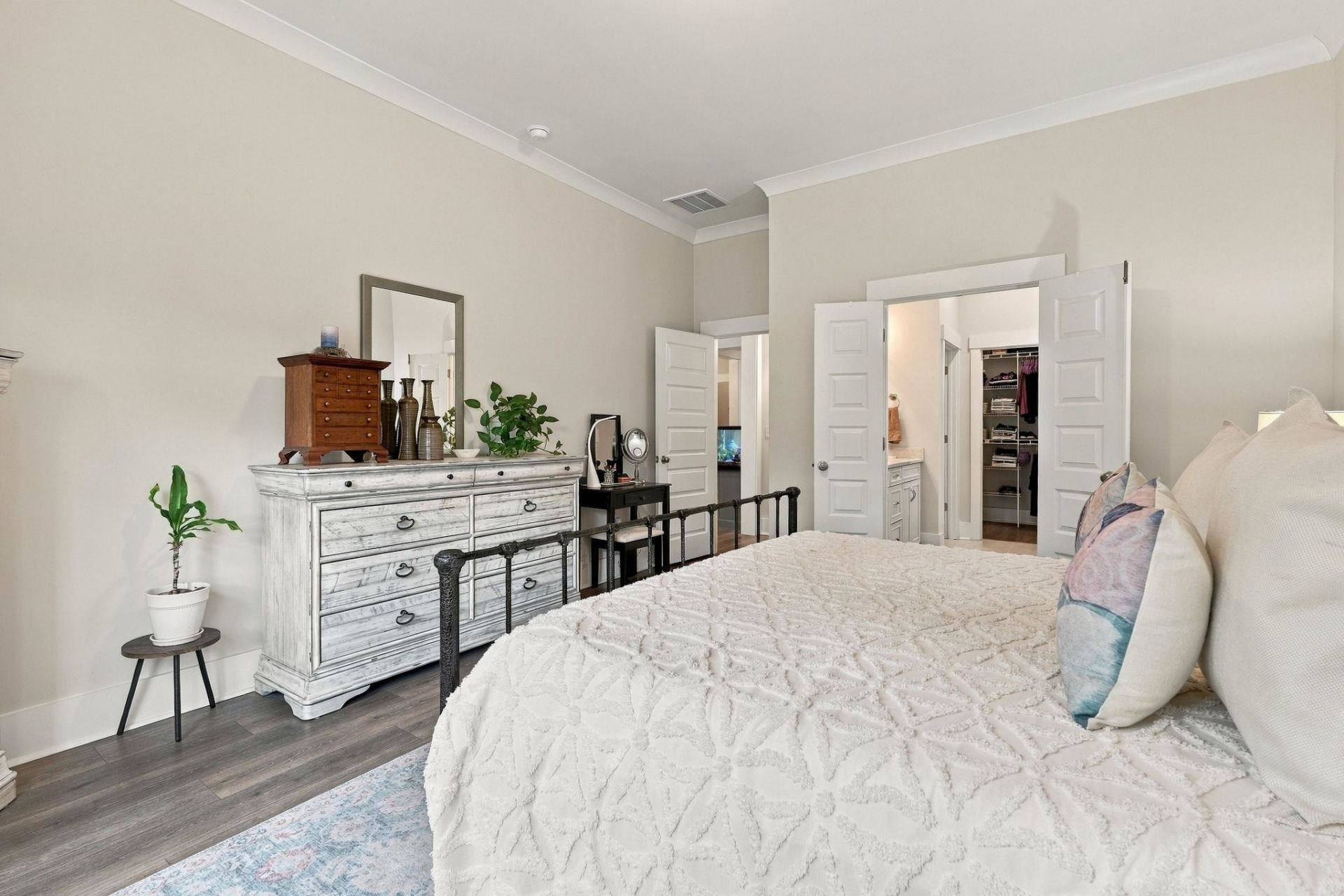 6492 Berg St. Photo 29