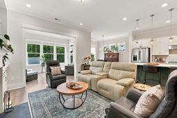 6492 Berg St. photo 4