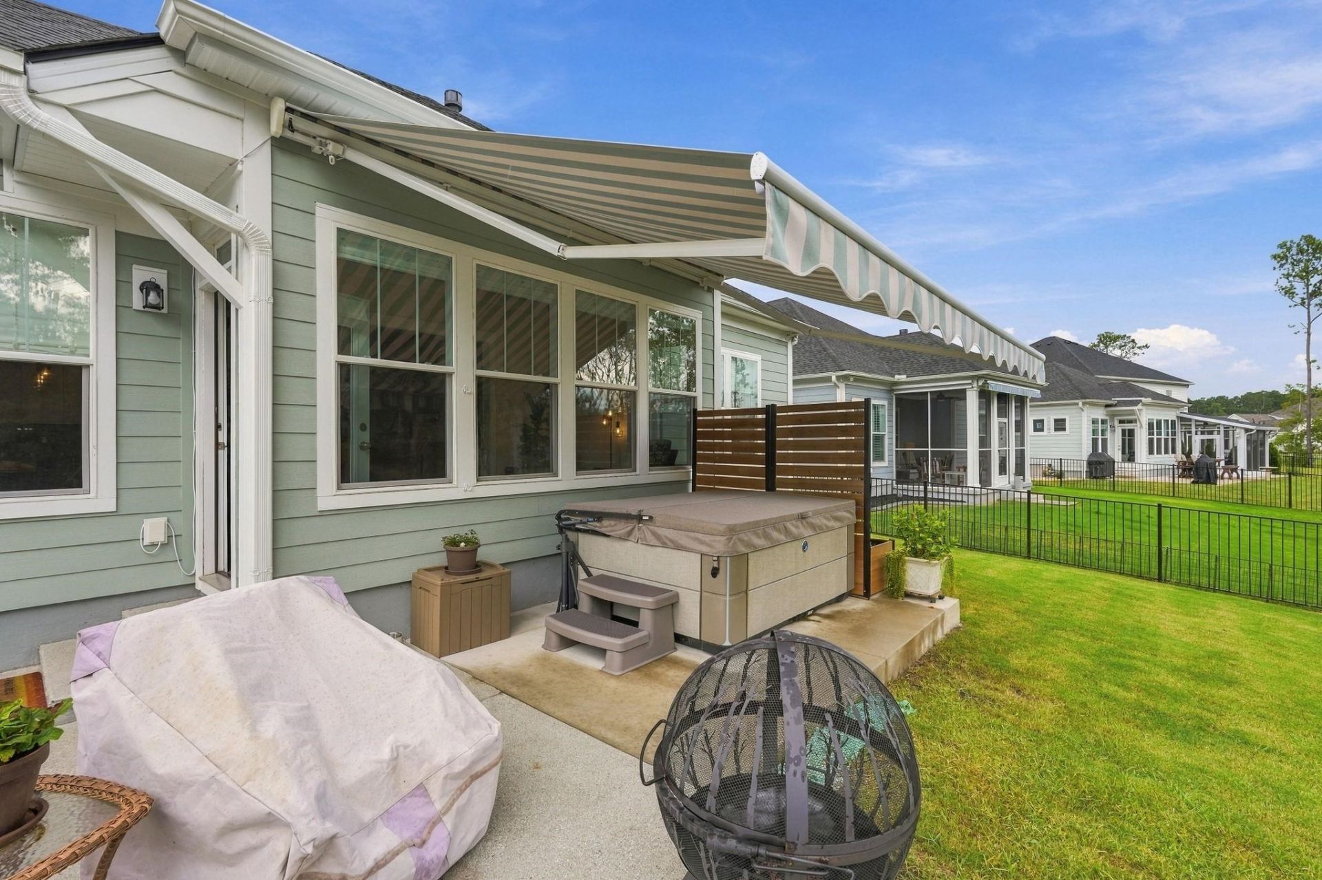 6492 Berg St. Photo 44