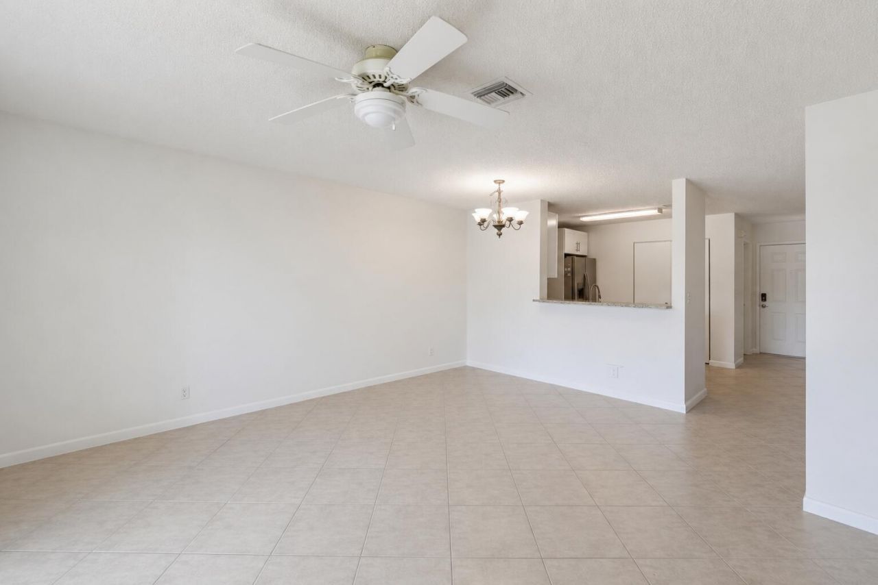 9767 Kamena Circle, Boynton Beach, FL 33436 Photo