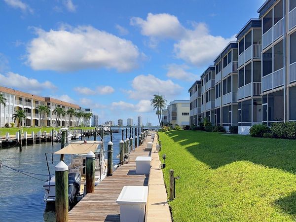 131 Doolen Court, Unit 309, North Palm Beach, FL 33408