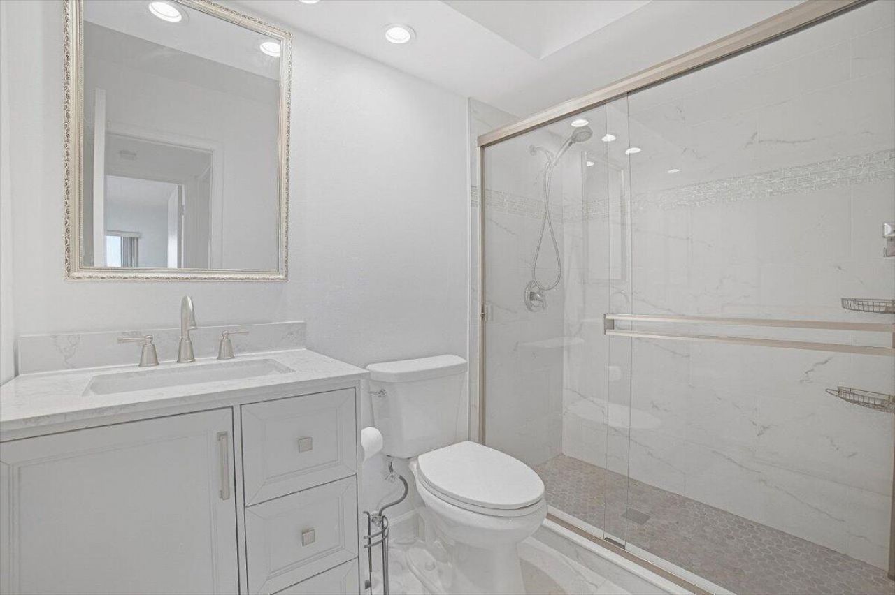 131 Doolen Court, Unit 309, North Palm Beach, FL 33408 Photo
