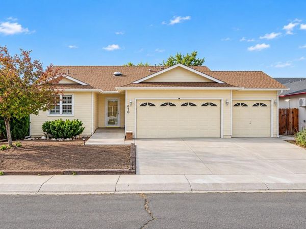 610 Tamsen Road, Fernley, NV 89408