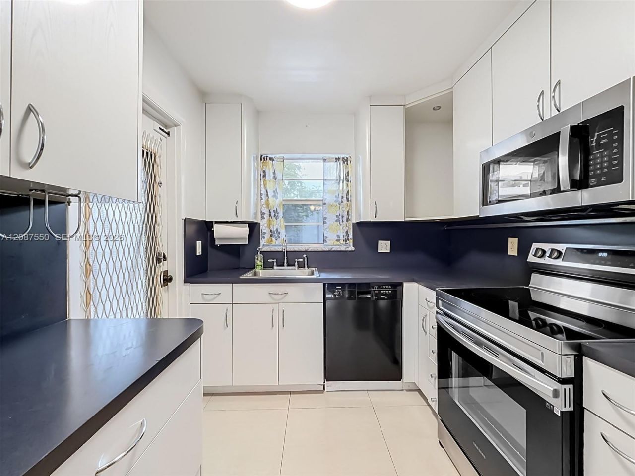 1600 Tallwood Ave, Unit 204, Hollywood, FL 33021 Photo