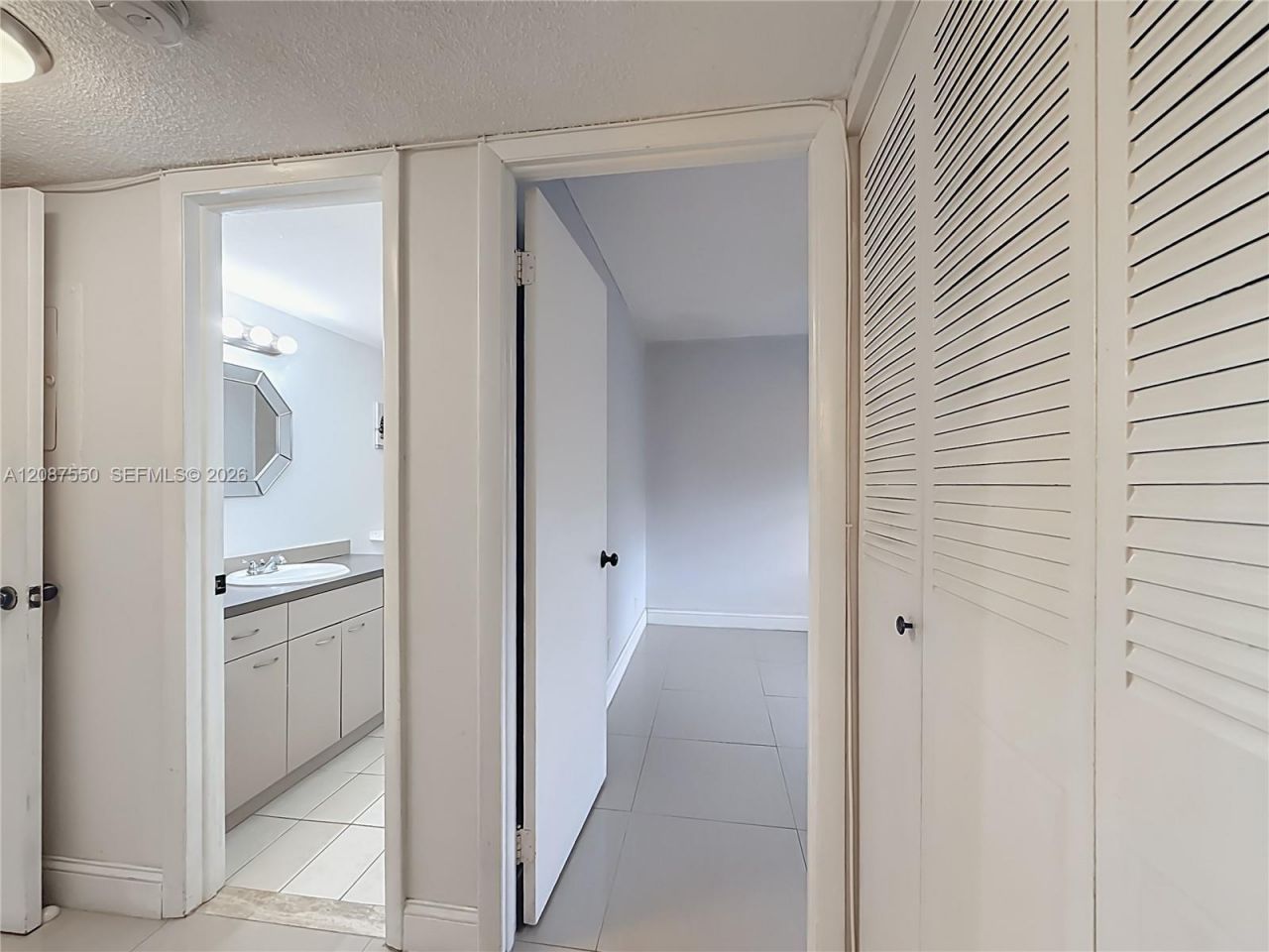 1600 Tallwood Ave, Unit 204, Hollywood, FL 33021 Photo
