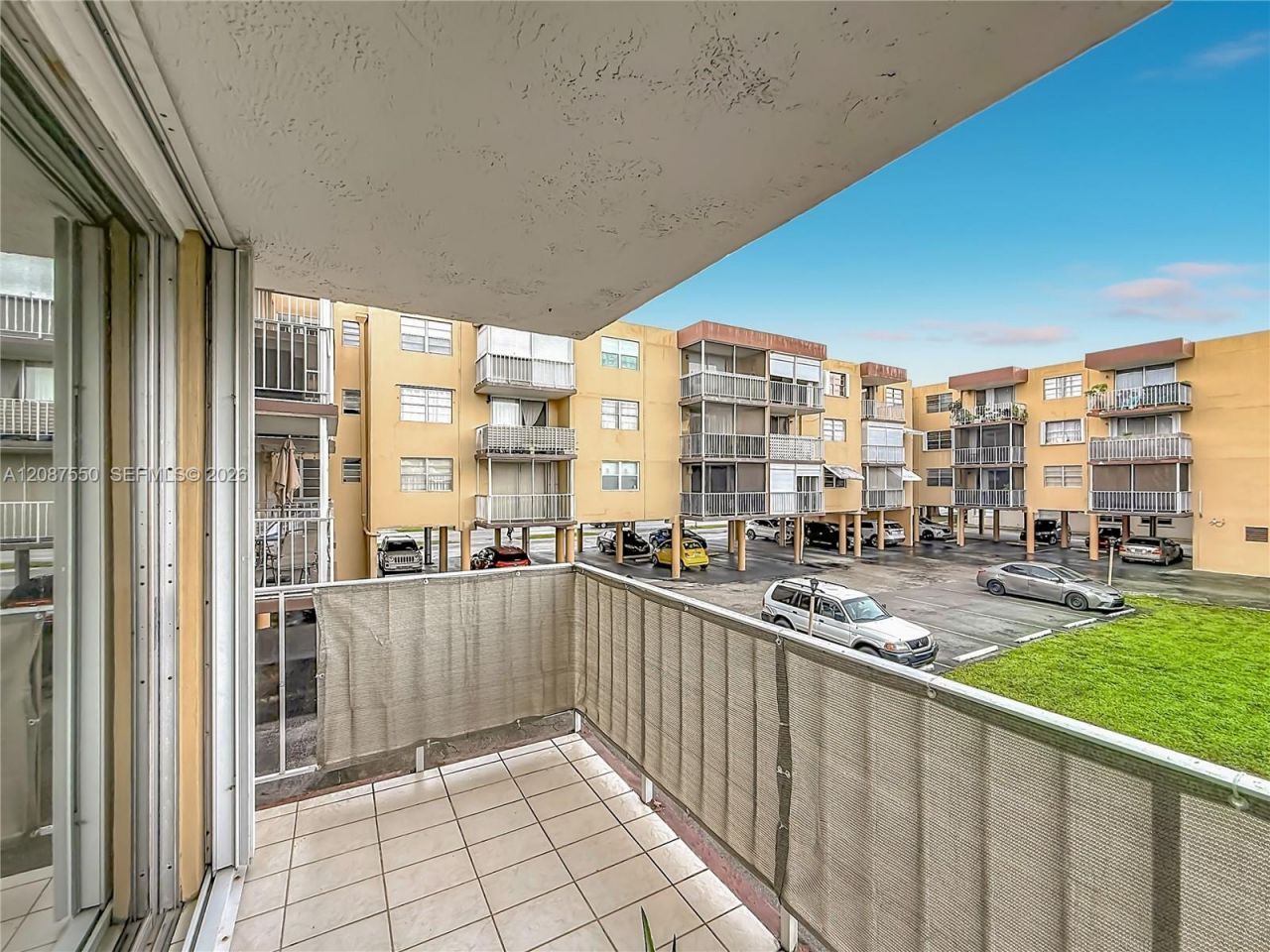 1600 Tallwood Ave, Unit 204, Hollywood, FL 33021 Photo