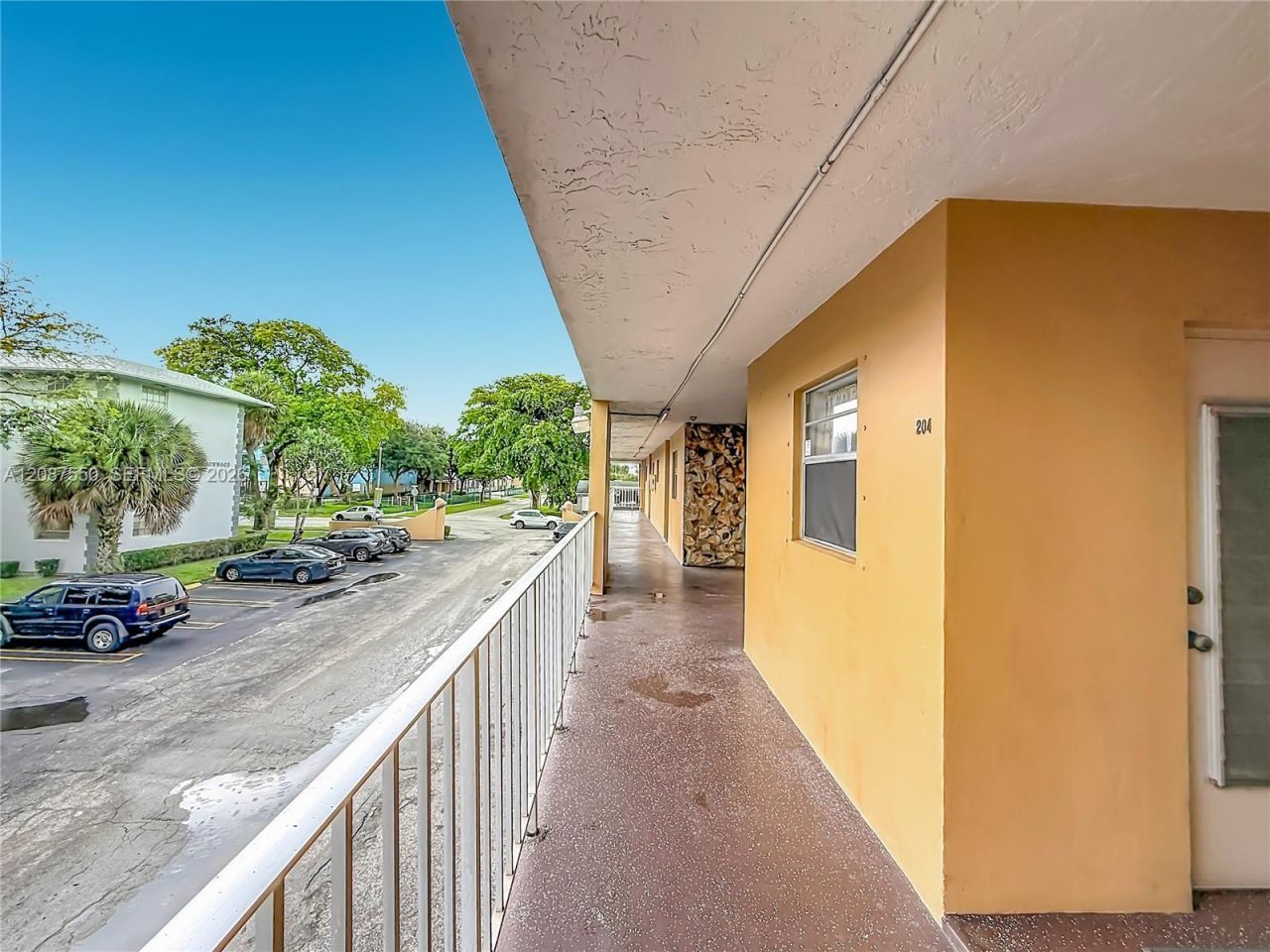 1600 Tallwood Ave, Unit 204, Hollywood, FL 33021 Photo