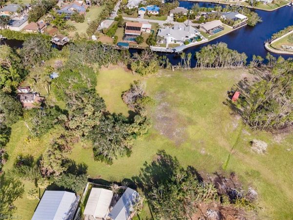1776 Seafan CIR , NORTH FORT MYERS, FL 33903