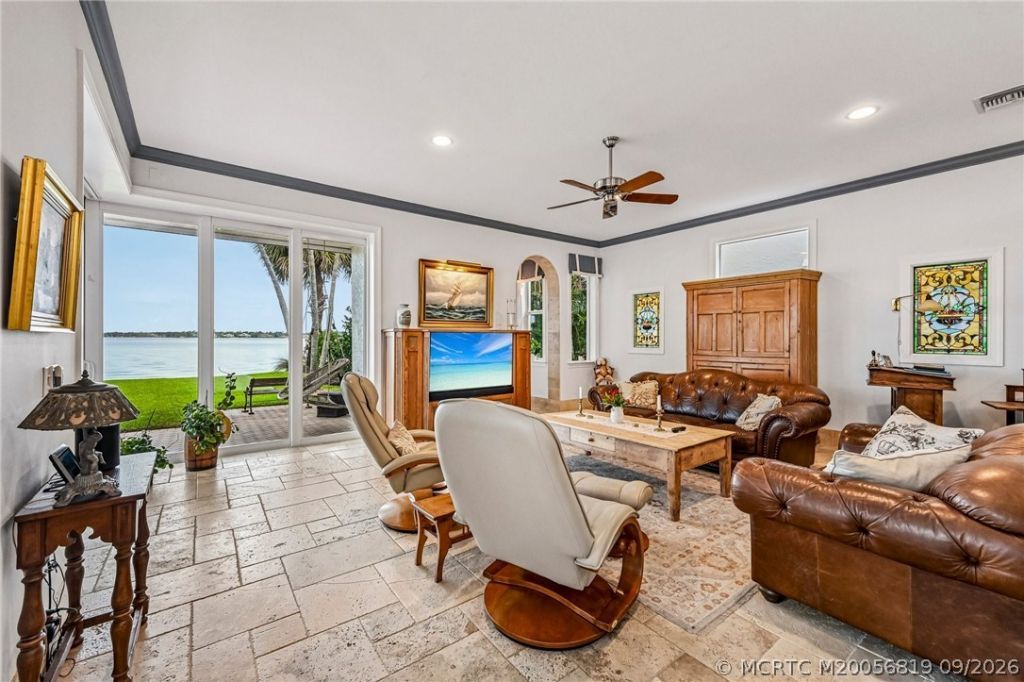 118 SW Palm Cove Drive, Palm City, FL 34990 Photo