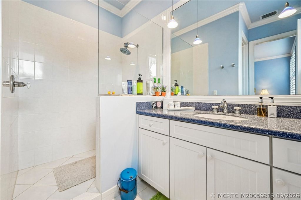 118 SW Palm Cove Drive, Palm City, FL 34990 Photo
