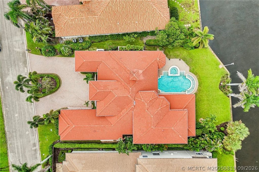 118 SW Palm Cove Drive, Palm City, FL 34990 Photo