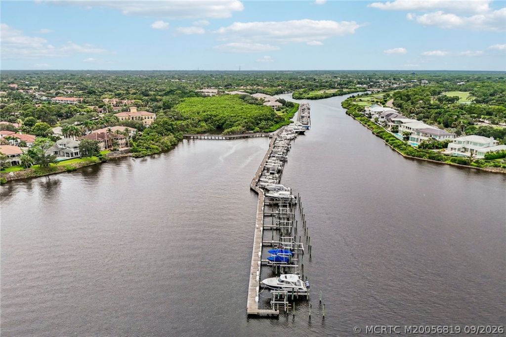 118 SW Palm Cove Drive, Palm City, FL 34990 Photo