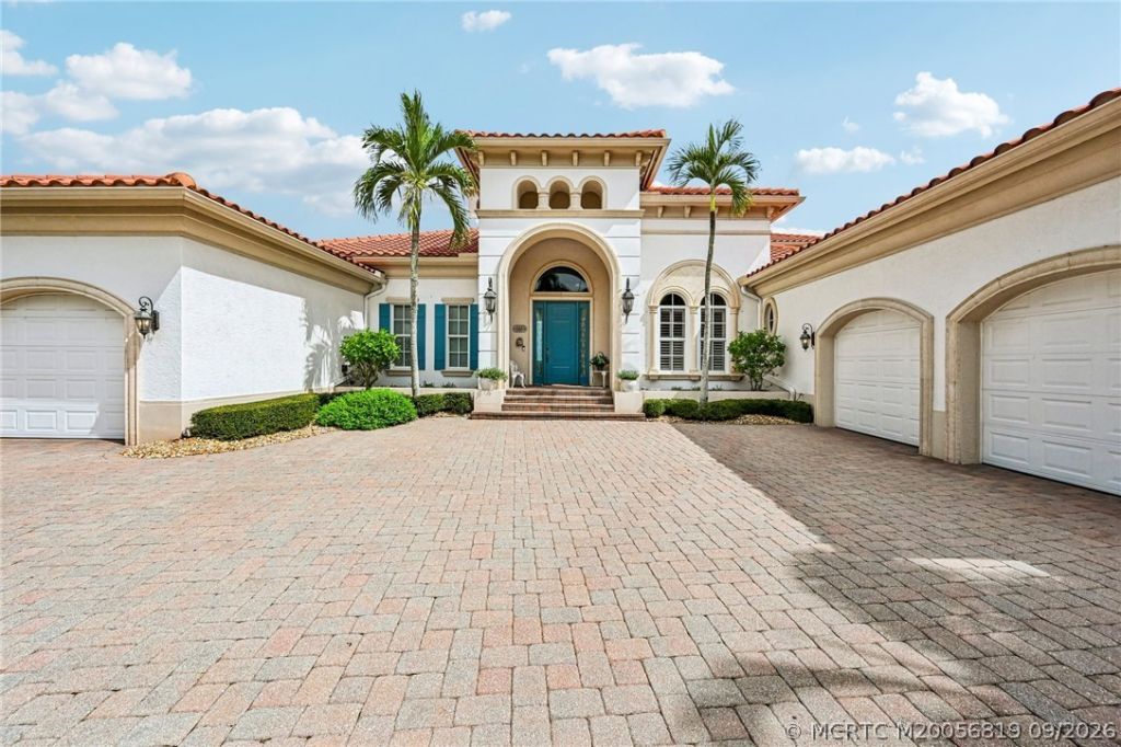 118 SW Palm Cove Drive, Palm City, FL 34990 Photo