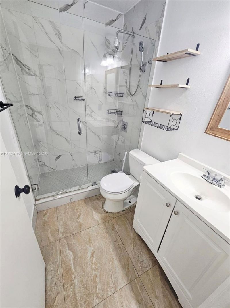 9319 NW 121 St, Unit 9319, Hialeah Gardens, FL 33018 Photo