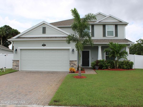 2871 Bobby Jones Street , Melbourne, FL 32904
