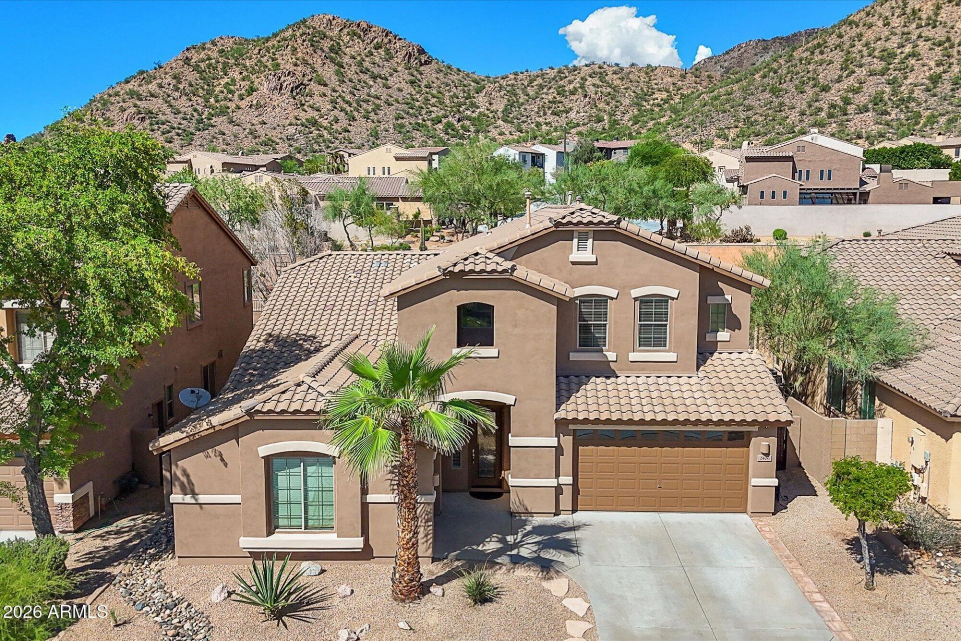 2406 W Old Paint Trail, Phoenix, AZ 85086 Main Photo