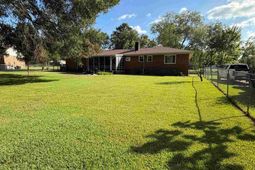 2307 Brookside Drive photo 4