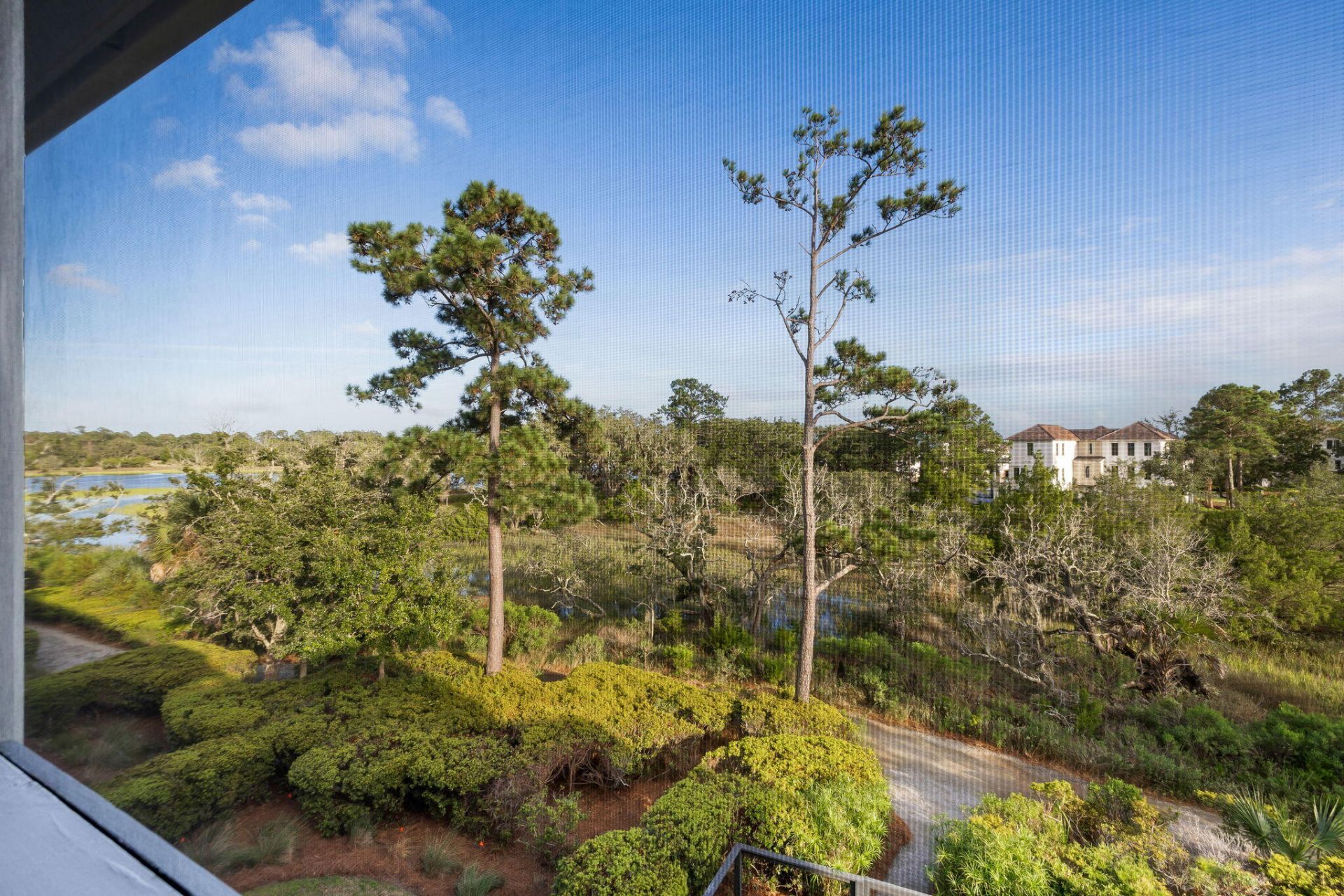 2572 Helmsman Road Photo 24