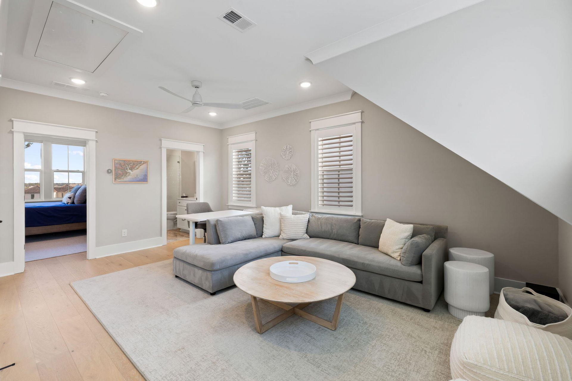 2572 Helmsman Road Photo 27
