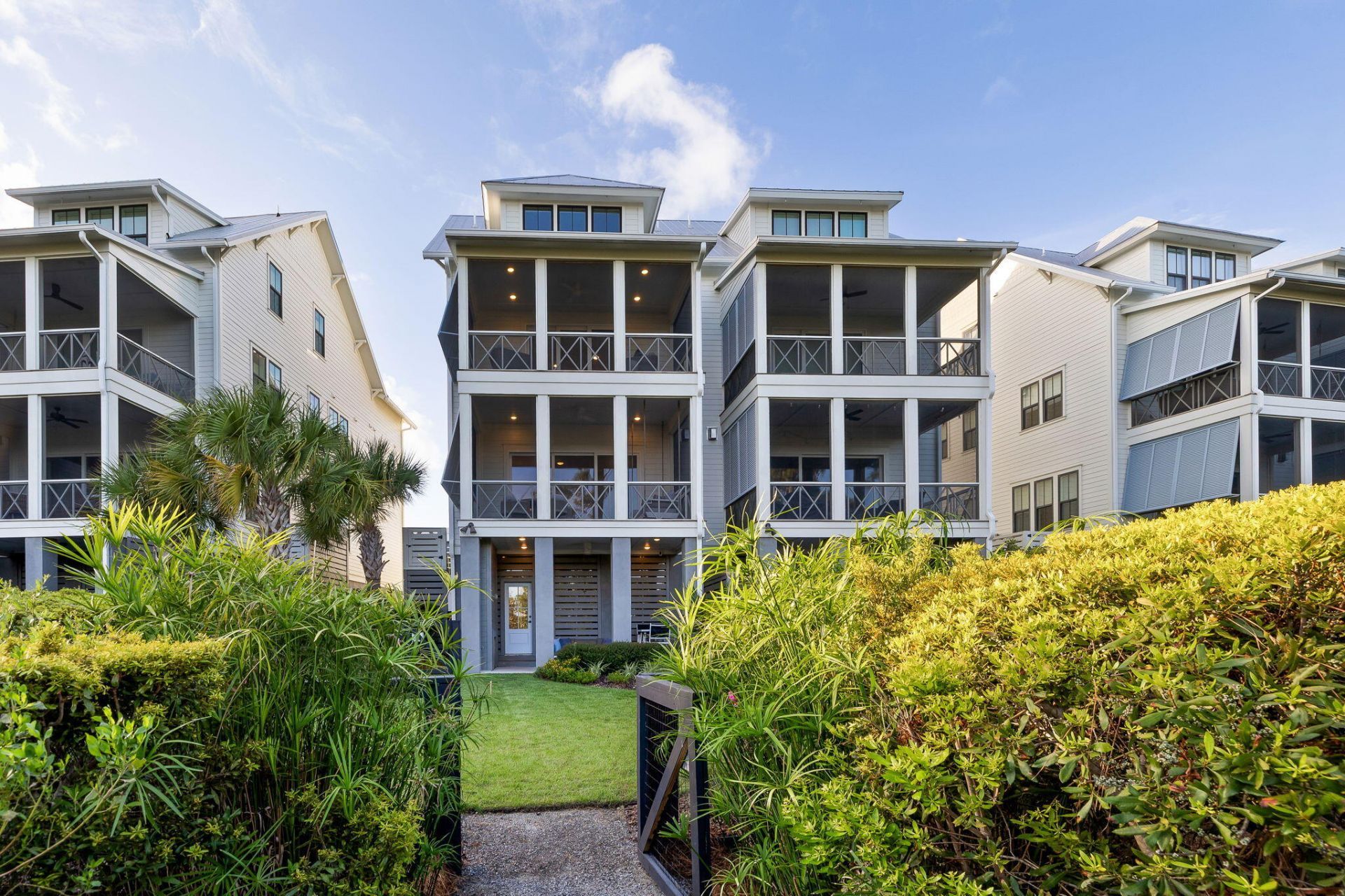 2572 Helmsman Road Photo 36