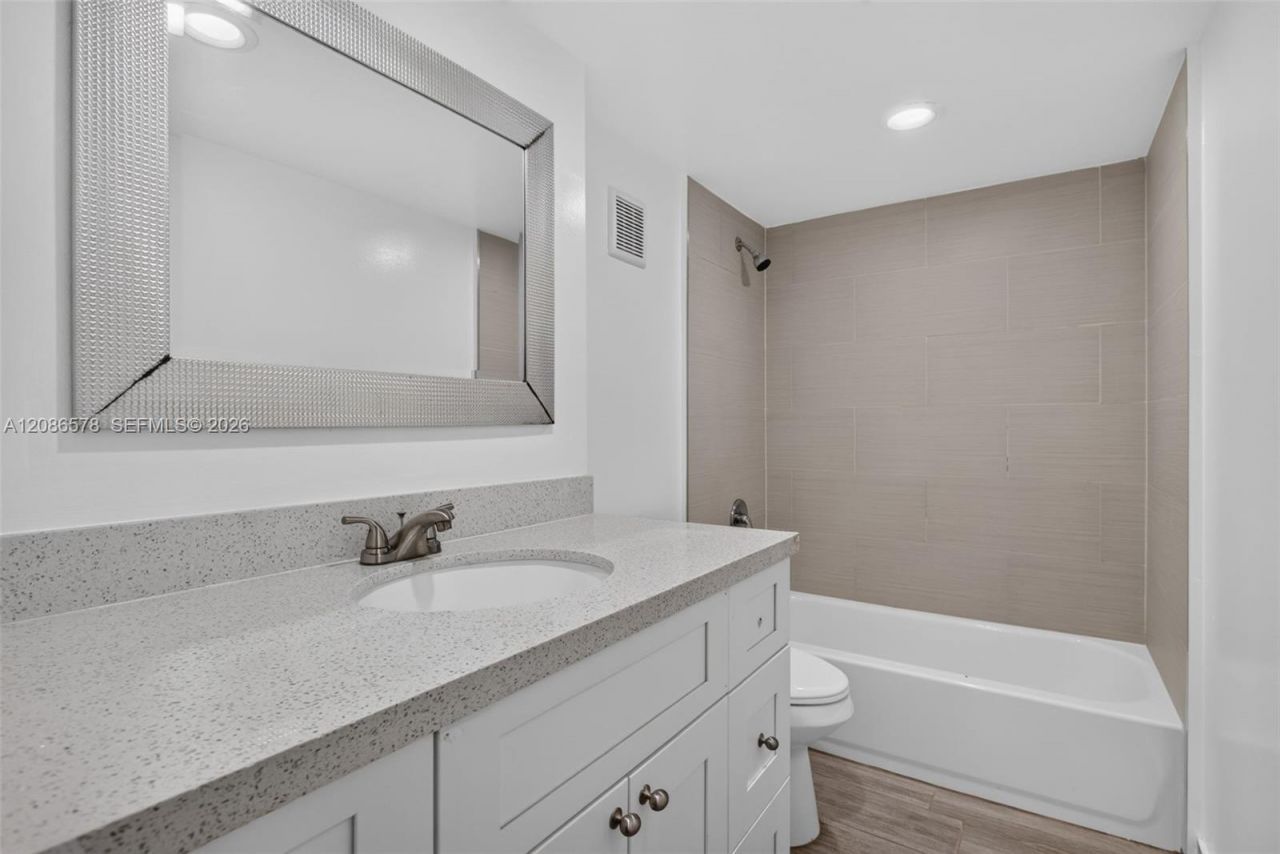 2980 Riverside Dr, Unit 227-3, Coral Springs, FL 33065 Photo