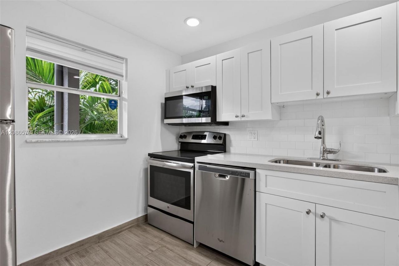 2980 Riverside Dr, Unit 227-3, Coral Springs, FL 33065 Photo