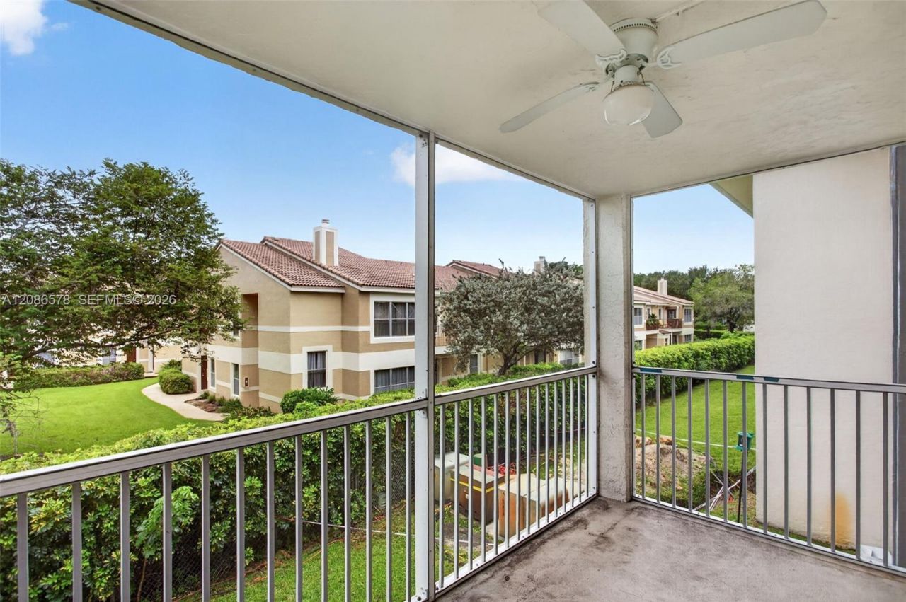 2980 Riverside Dr, Unit 227-3, Coral Springs, FL 33065 Photo