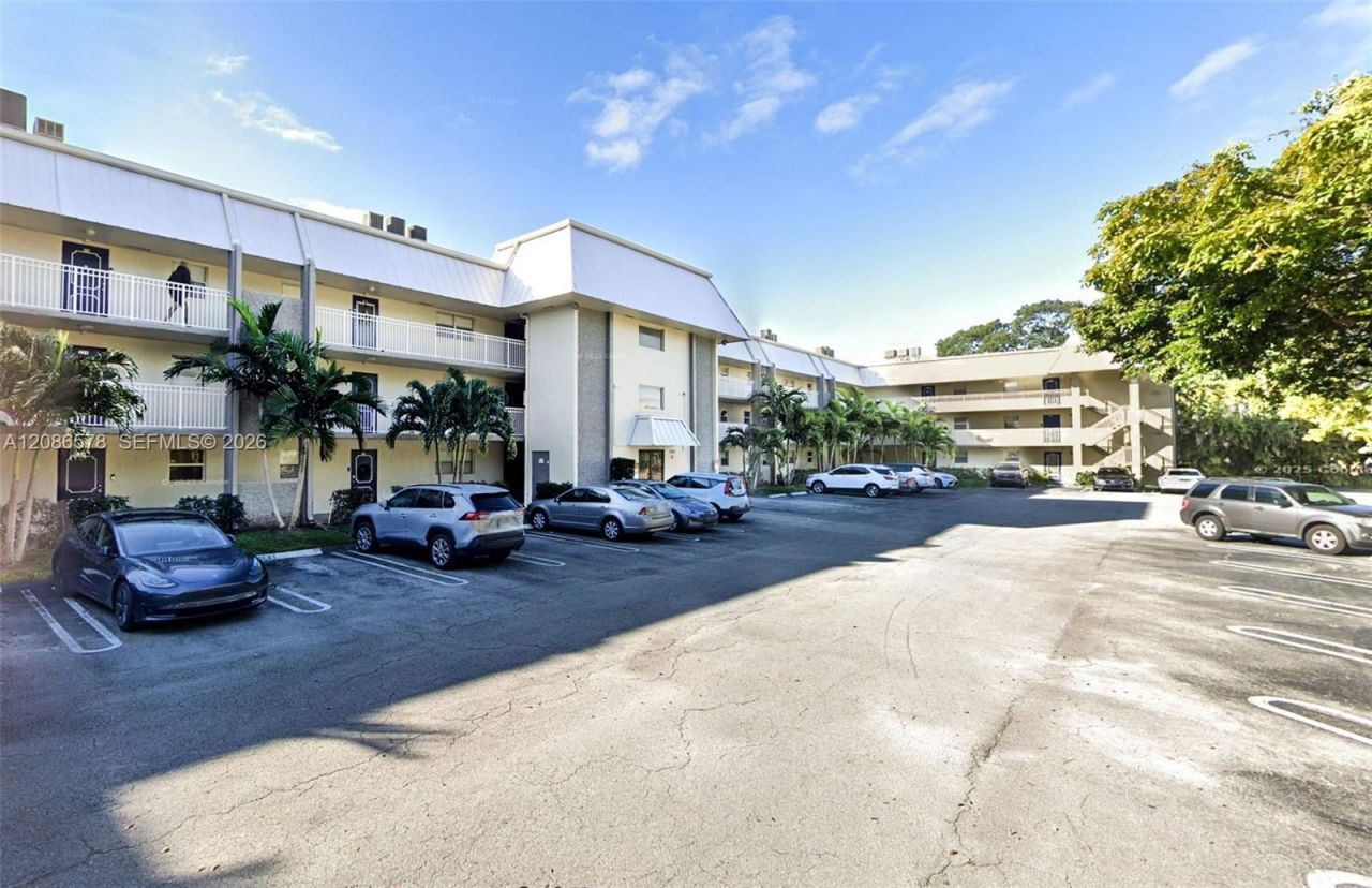 2980 Riverside Dr, Unit 227-3, Coral Springs, FL 33065 Photo