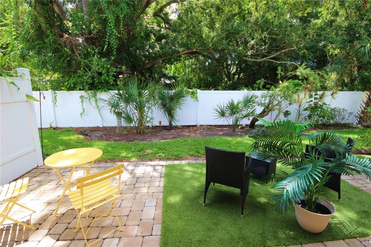 4805 Rilma Avenue, Unit 106, Sarasota, FL 34234 Photo