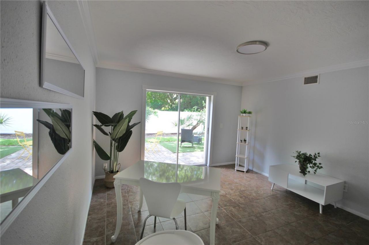 4805 Rilma Avenue, Unit 106, Sarasota, FL 34234 Photo