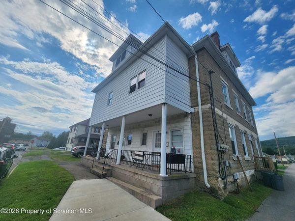 127 Brook Street , Peckville, PA 18452