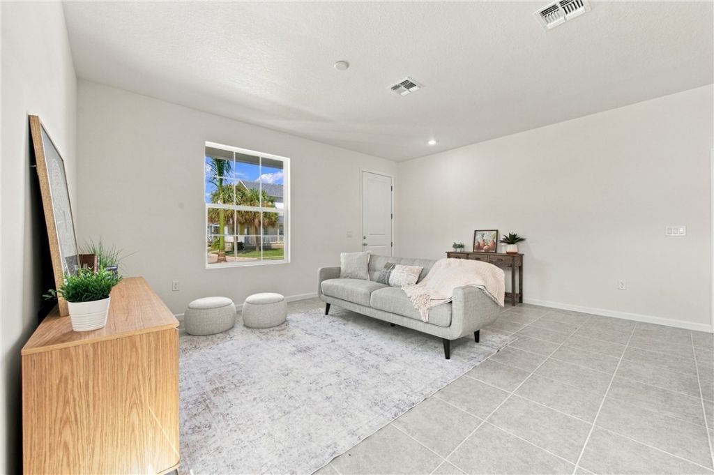 3344 N Park Drive, Fort Pierce, FL 34982 Photo