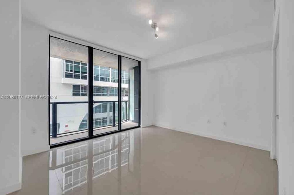 201 SW 17th Rd , Unit 302, Miami, FL 33129 Photo