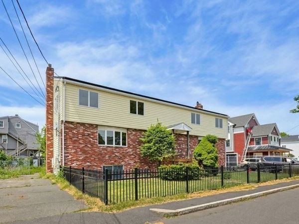 20/22 Cyril Street, Unit 20, Quincy, MA 02169
