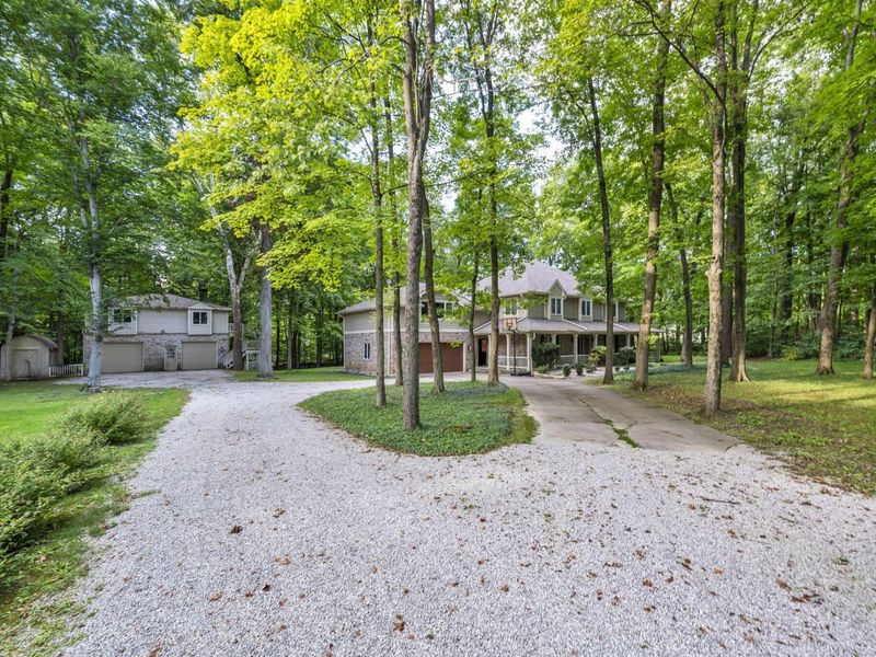 5101 Hawthorne Valley Drive, Westerville, OH 43082 Photo 3