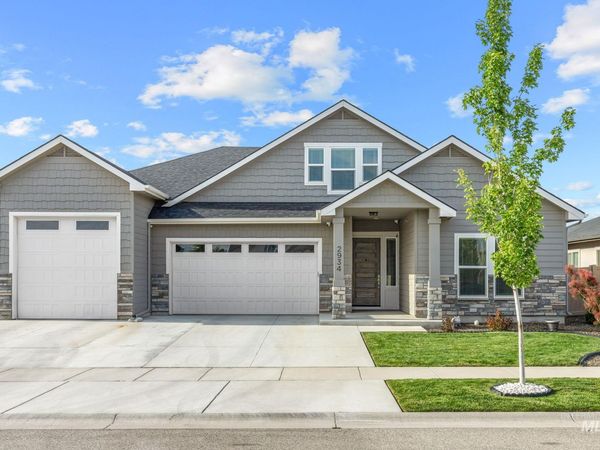 2934 E Murchison St, Meridian, ID 83642