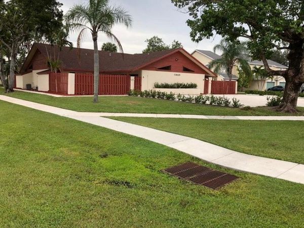 13825 YARMOUTH Drive, Unit D, Wellington, FL 33414