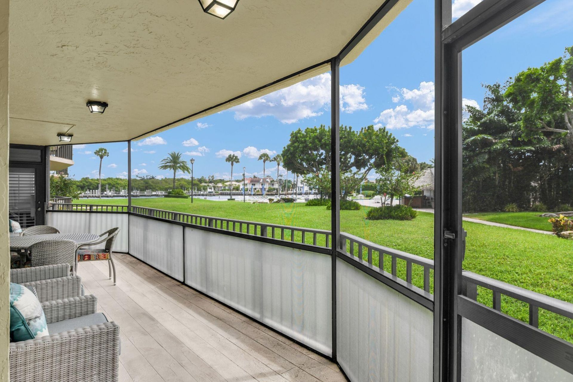899 Jeffery Street, Unit 109, Boca Raton, FL 33487 Photo