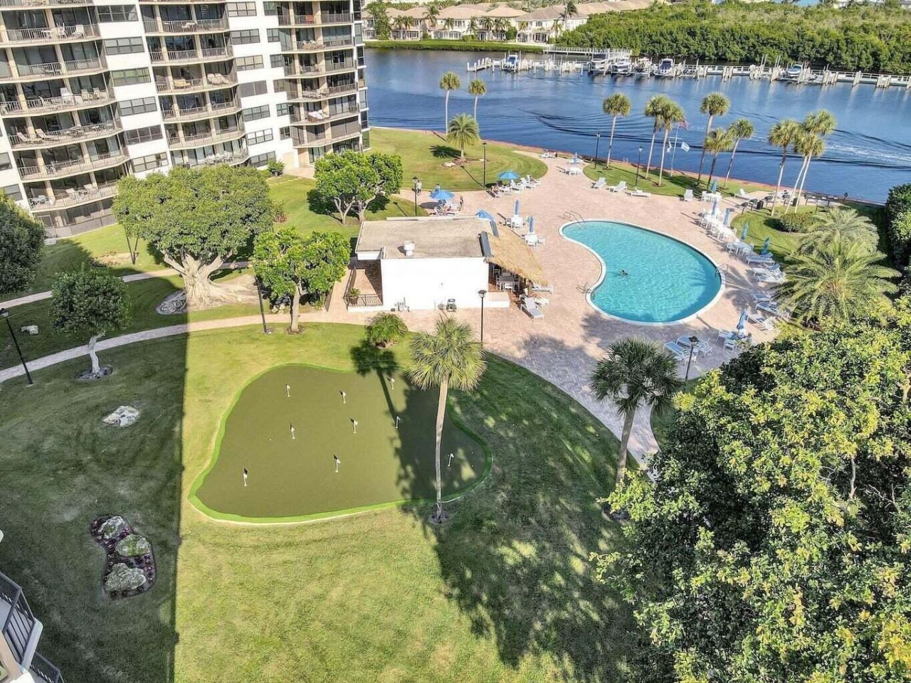 899 Jeffery Street, Unit 109, Boca Raton, FL 33487 Photo