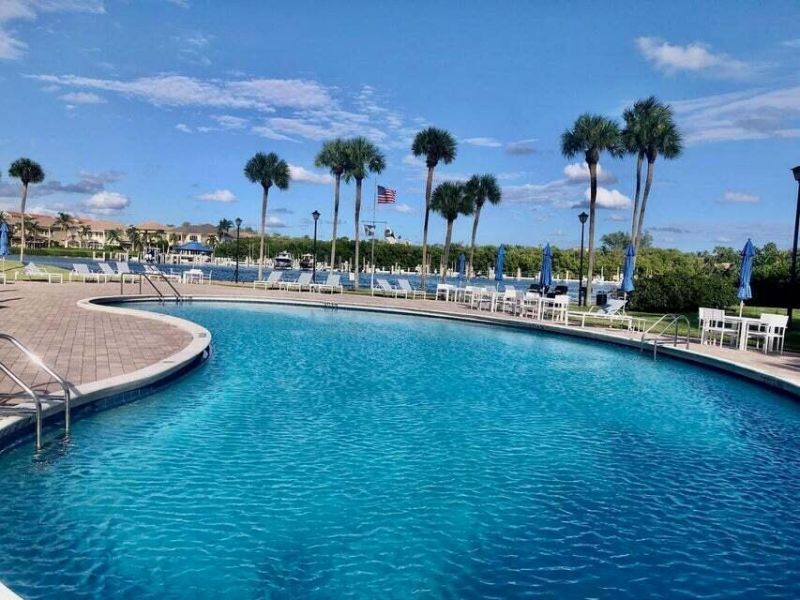 899 Jeffery Street, Unit 109, Boca Raton, FL 33487 Photo