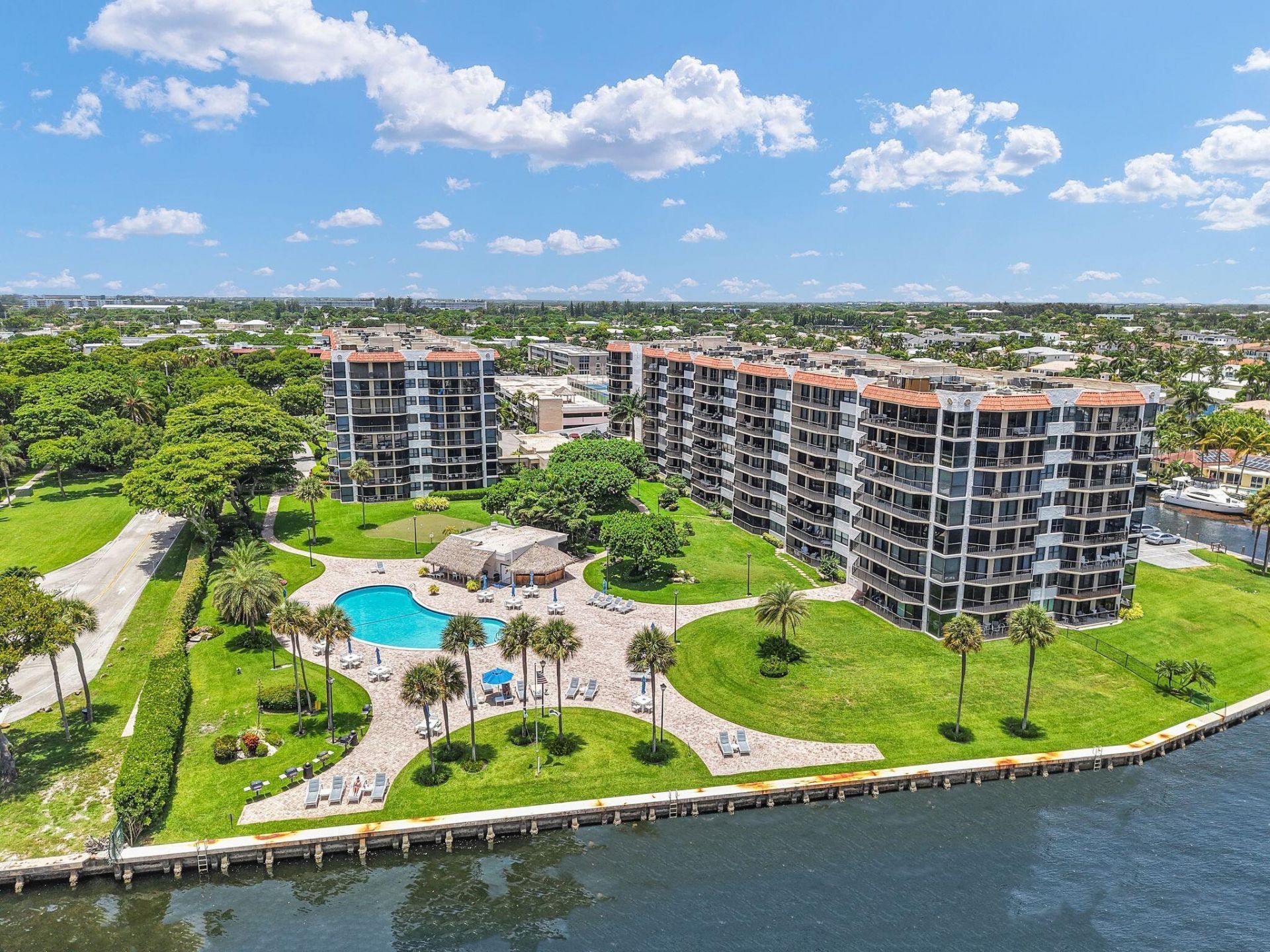 899 Jeffery Street, Unit 109, Boca Raton, FL 33487 Photo