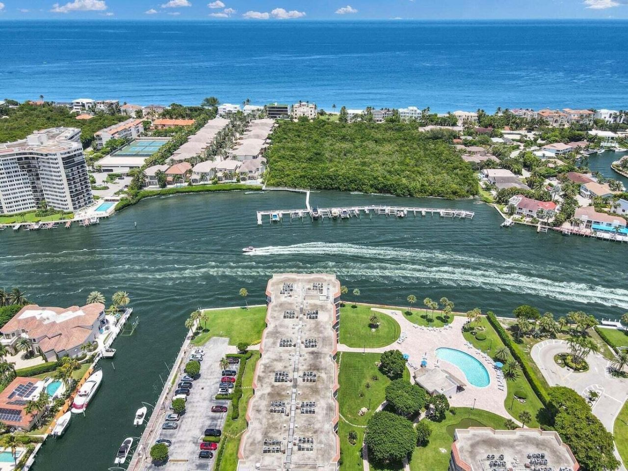 899 Jeffery Street, Unit 109, Boca Raton, FL 33487 Photo