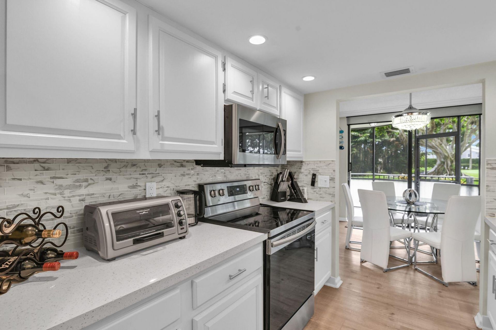899 Jeffery Street, Unit 109, Boca Raton, FL 33487 Photo