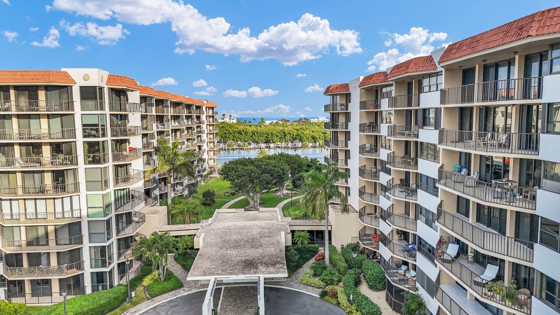 899 Jeffery Street, Unit 109, Boca Raton, FL 33487 Photo