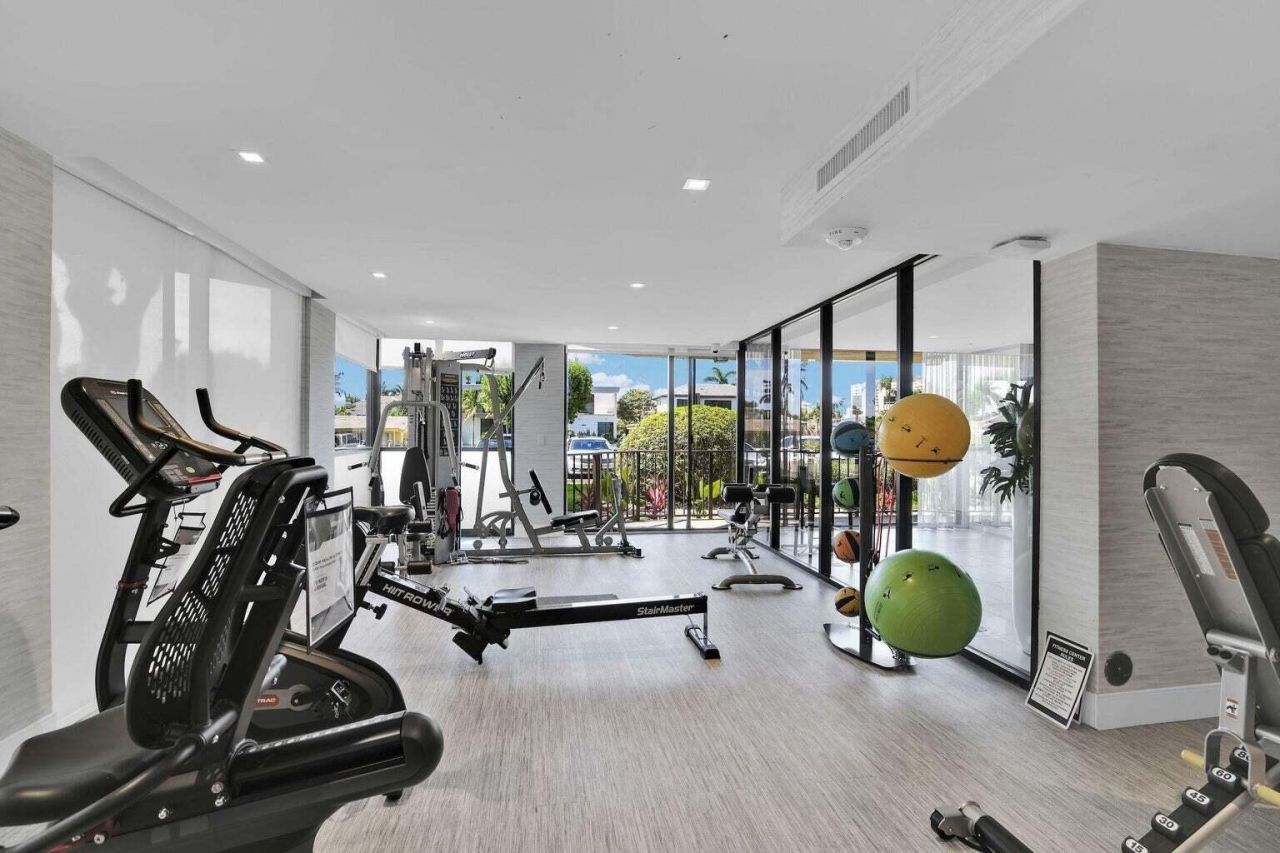 899 Jeffery Street, Unit 109, Boca Raton, FL 33487 Photo