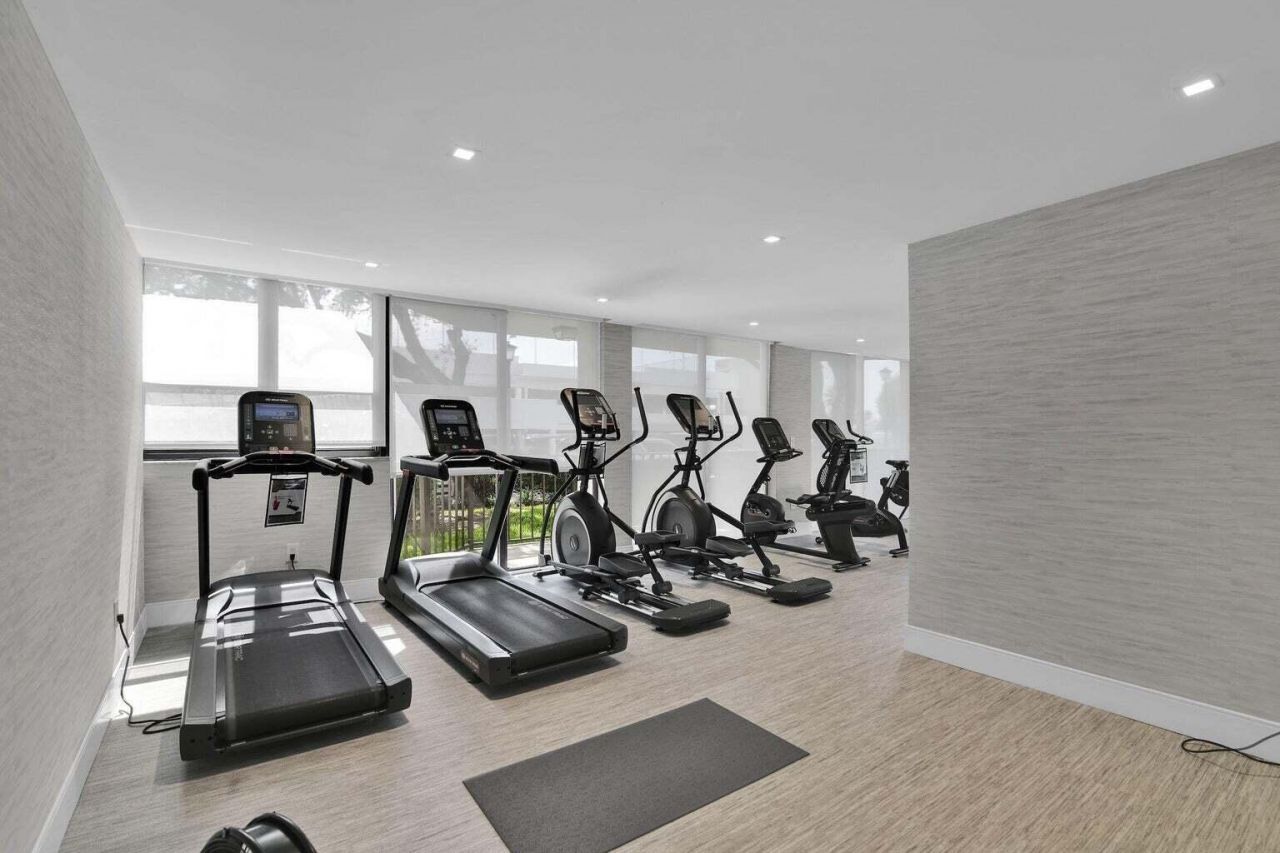 899 Jeffery Street, Unit 109, Boca Raton, FL 33487 Photo