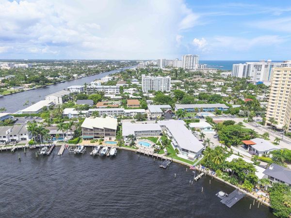 3216 SE 12th Street, Unit 10, Pompano Beach, FL 33062