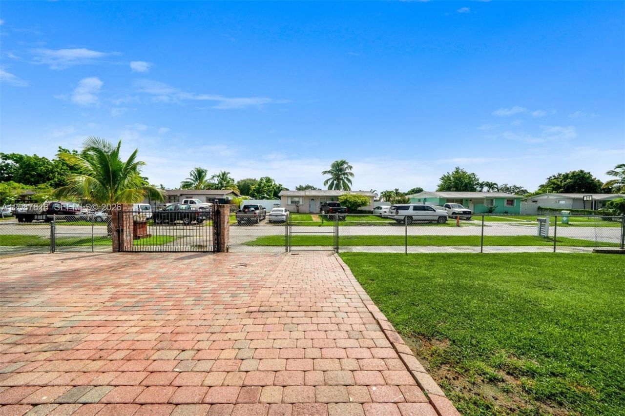 30334 SW 158th Ct, Homestead, FL 33033 Photo